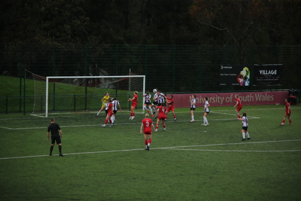 MATCH REPORT | GWALIA UNITED 3-2 LONDON BEES