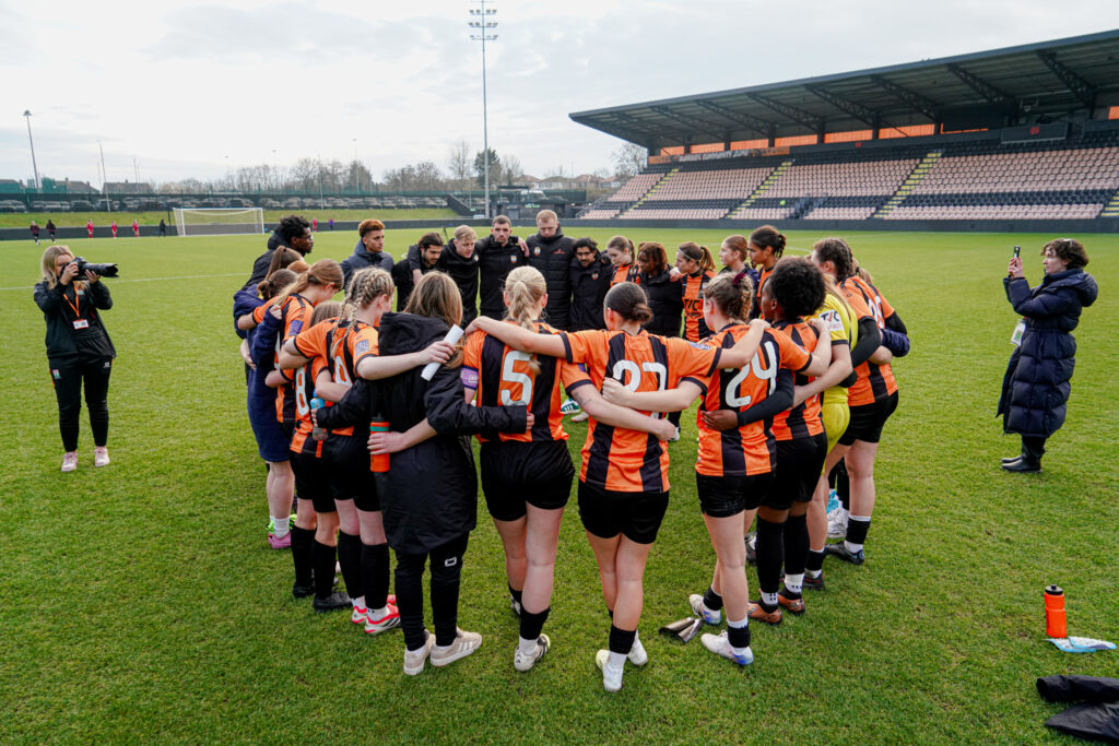 NEW FIRST TEAM OPPORTUNITIES WITH THE LONDON BEES