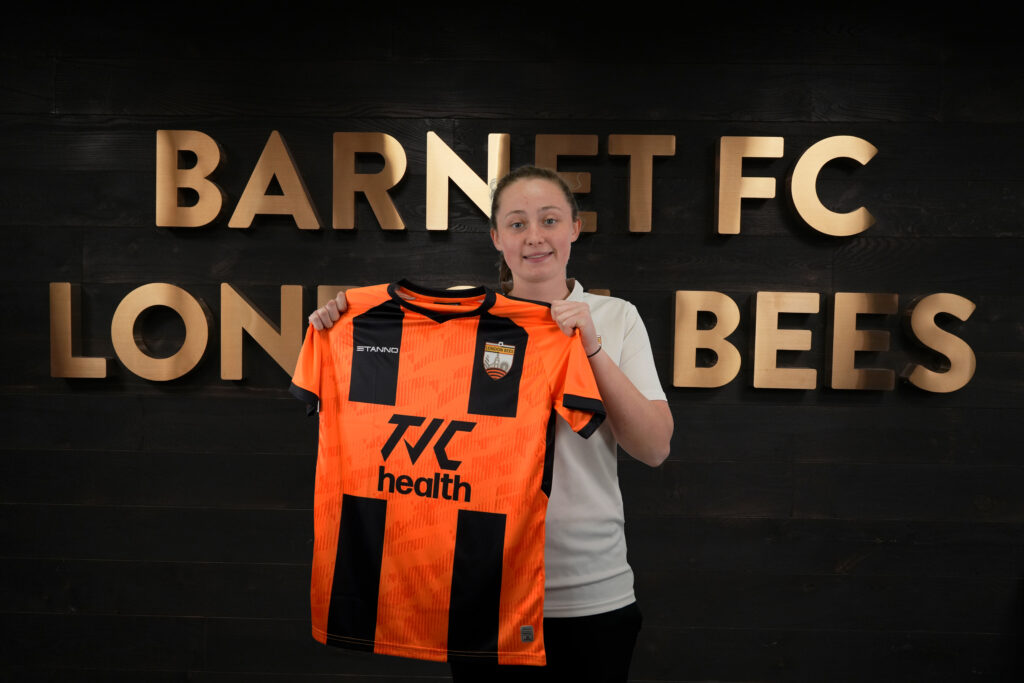 REBEKAH WOZNIAK SIGNS NEW CONTRACT WITH THE BEES